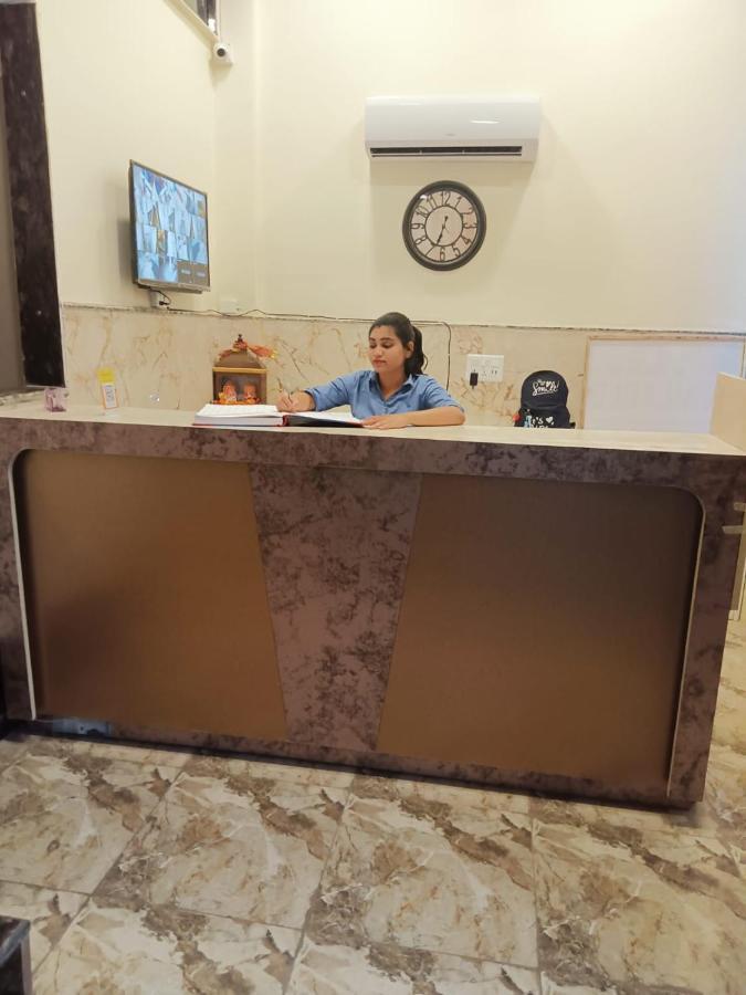 Hotel Airport Dev Residency - Mahipalpur 3*