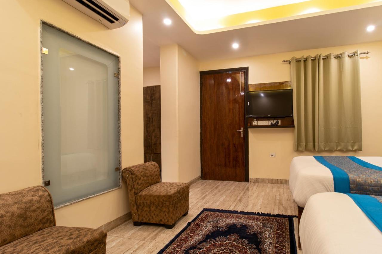 Airport Dev Residency - Mahipalpur Hotel