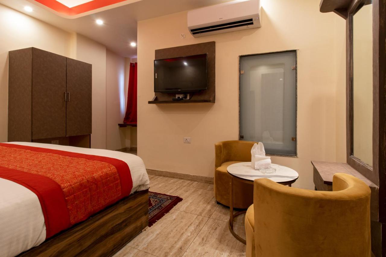 Airport Dev Residency - Mahipalpur Hotel 3*